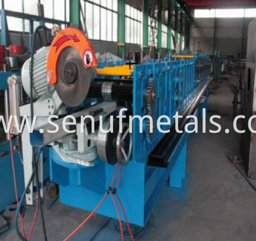 Custom Light Pipe Downspout Roll Forming Machine1